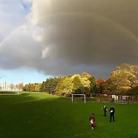 *f1*5gh* Setup For Your Relaxed & Amazing + Free Parking + Free Fast Wifi * *